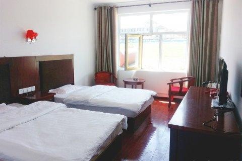 青海湖高原紅酒店